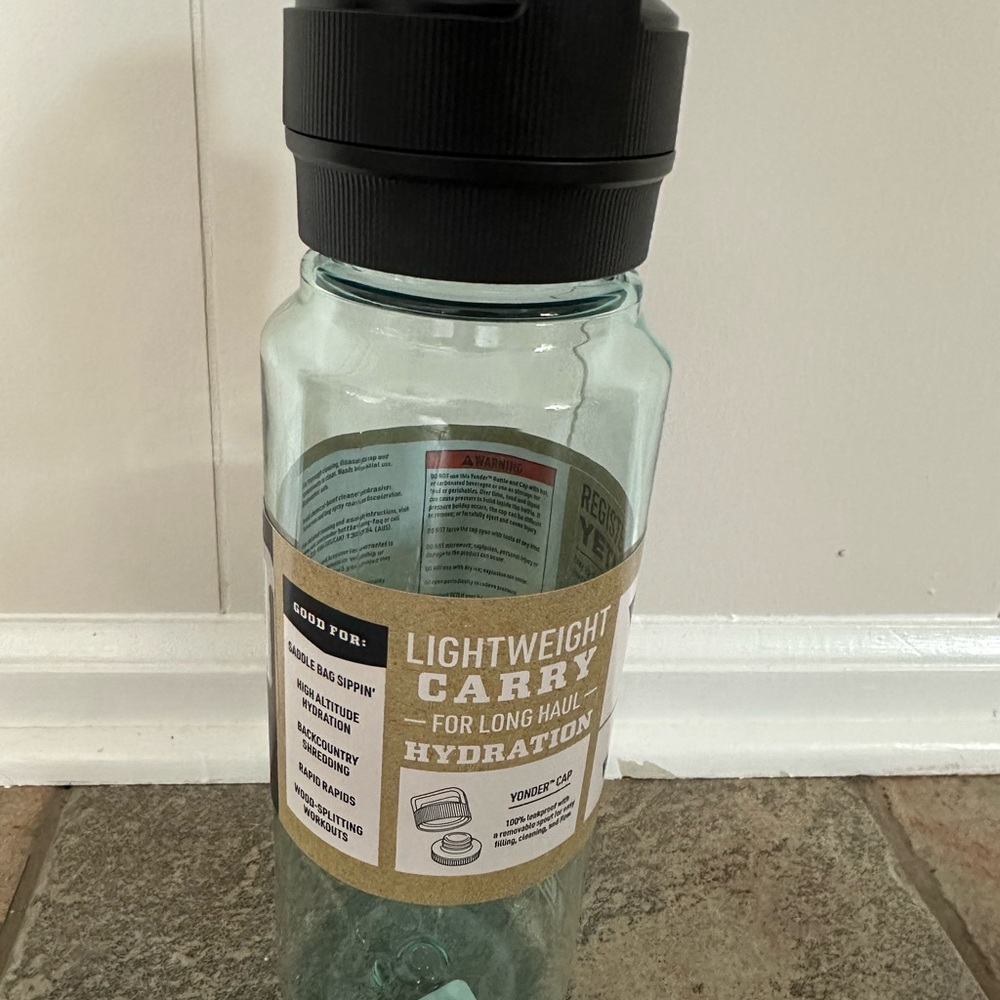 Yeti Yonder Blue Water Bottle 34oz - Picture 2 of 4